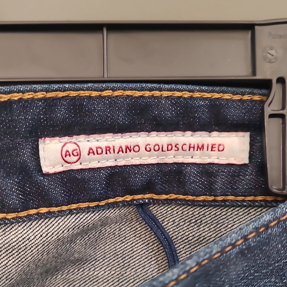 Adriano Goldschmied Tomboy Boyfriend Fit Straight-Leg Jeans - Picture 2 of 8